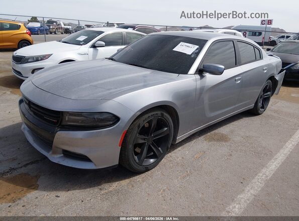 2C3CDXCT0HH523269 2017 DODGE CHARGER Silver Передня ліва чверть