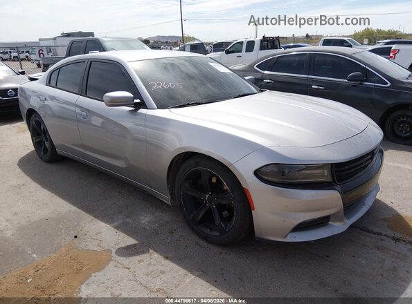 2C3CDXCT0HH523269 2017 DODGE CHARGER Silver Передня права чверть