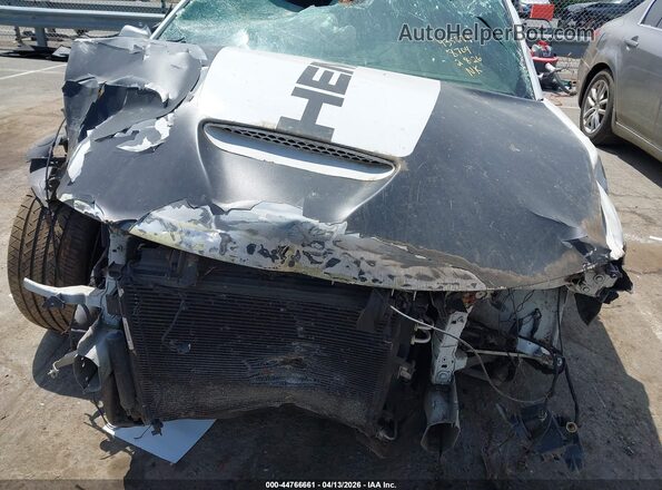 2C3CDXCT3JH128704 2018 DODGE CHARGER Белый Вид спереди