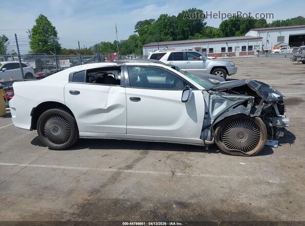 2C3CDXCT3JH128704 2018 DODGE CHARGER Белый Вид щитка приборов