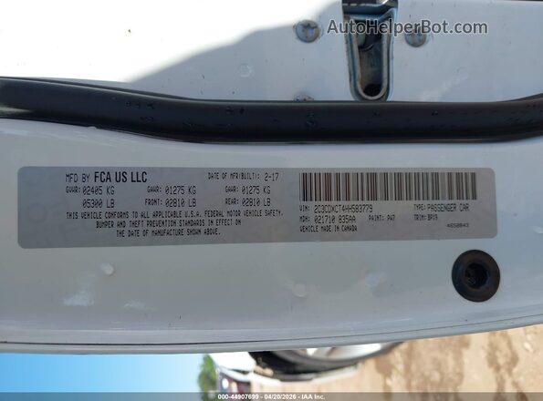 2C3CDXCT4HH583779 2017 DODGE CHARGER White Widok komory silnika