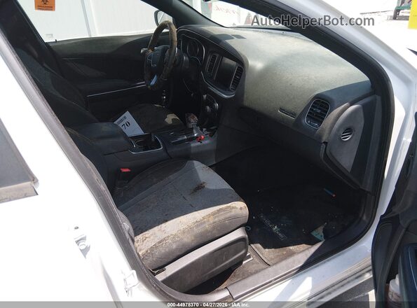 2C3CDXCT8GH186526 2016 DODGE CHARGER Белый Вид салона спереди