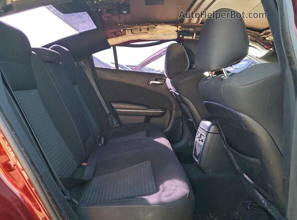 2C3CDXGJ4KH734412 2019 DODGE CHARGER Burgundy Widok tylnych siedzeń