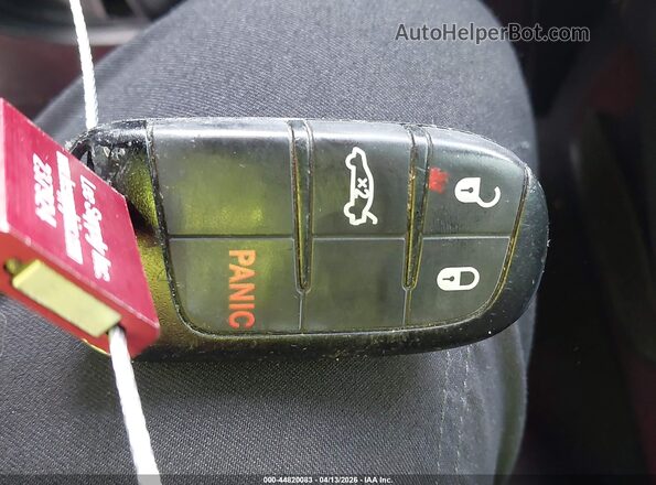 2C3CDZAG7KH632529 2019 DODGE CHALLENGER Red Widok deski rozdzielczej