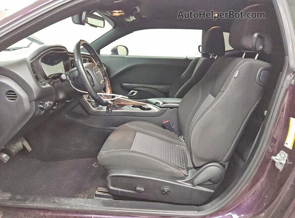 2C3CDZAG9MH586981 2021 DODGE CHALLENGER Фиолетовый Вид салона спереди