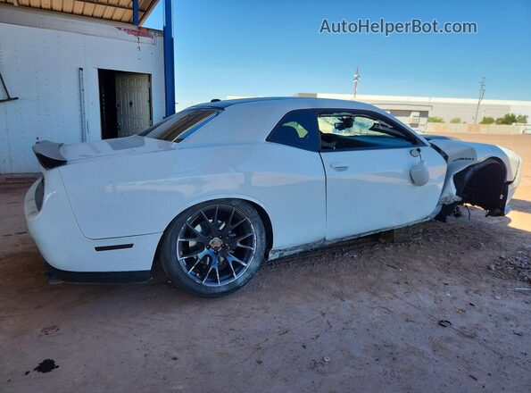 2C3CDZBT0KH583203 2019 DODGE CHALLENGER Белый Задняя правая четверть