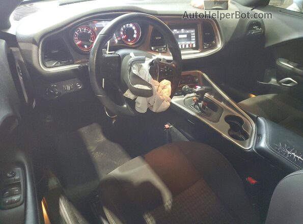 2C3CDZBT1MH546633 2021 DODGE CHALLENGER Серебряный Вид панели приборов