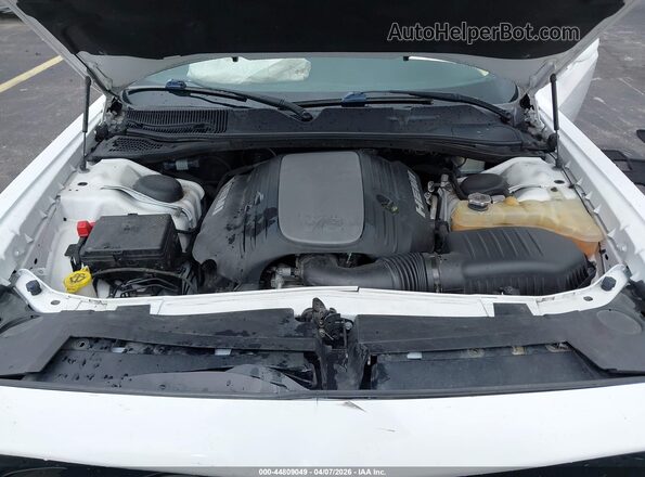 2C3CDZBT6KH752477 2019 DODGE CHALLENGER Белый Вид сзади
