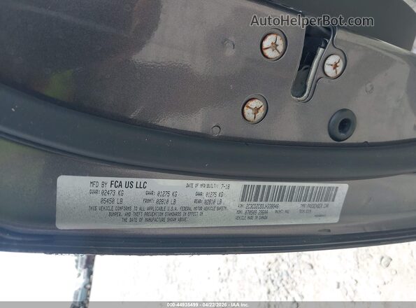 2C3CDZC93JH338946 2018 DODGE CHALLENGER Черный Вид подкапотного пространства