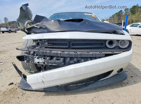 2C3CDZFJ5PH582595 2023 DODGE CHALLENGER Two Tone Widok z przodu