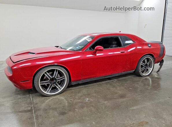 2C3CDZFJ9GH305447 2016 DODGE CHALLENGER Красный Передняя левая четверть