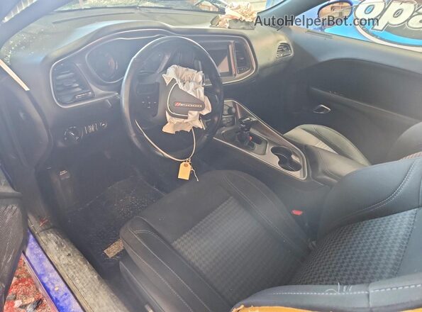 2C3CDZGG8LH106323 2020 DODGE CHALLENGER Синий Вид панели приборов