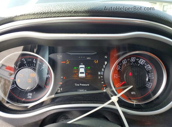 2C3CDZGG9HH580904 2017 DODGE CHALLENGER Черный Вид щитка приборов