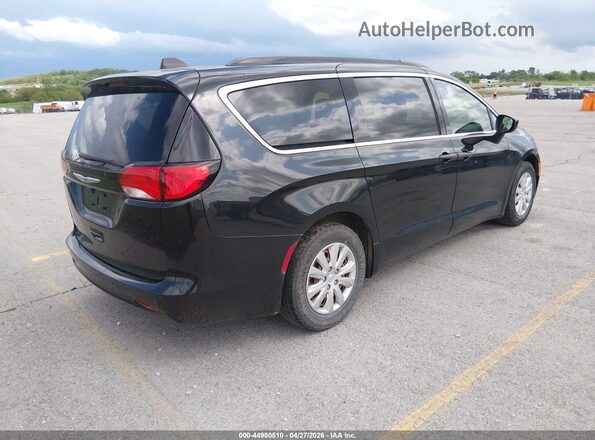 2C4RC1AGXLR264255 2020 CHRYSLER VOYAGER Черный Задняя правая четверть
