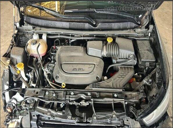 2C4RC1BG2SR504136 2025 CHRYSLER PACIFICA Черный Вид задней части салона