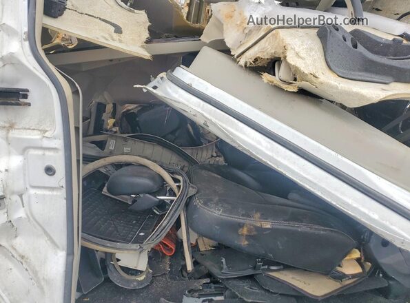 2C4RC1BG3GR280690 2016 CHRYSLER TOWN White Widok wnętrza z tyłu