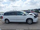 2016 Chrysler Town & Country Touring White vin: 2C4RC1BG7GR300780