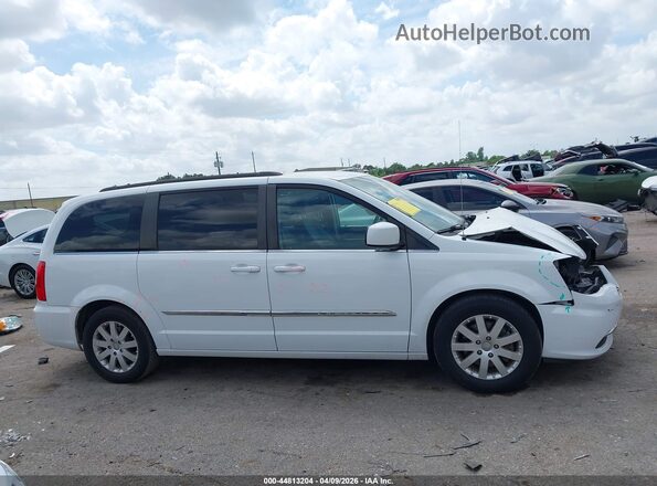 2C4RC1BG7GR300780 2016 CHRYSLER TOWN & COUNTRY White უკანა სალონის ხედი