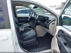 2016 Chrysler Town & Country Touring White vin: 2C4RC1BG7GR300780