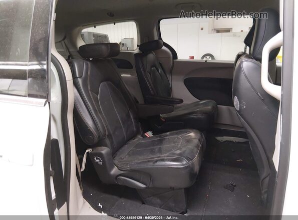 2C4RC1BG8LR280727 2020 CHRYSLER PACIFICA White VIN კოდის სტიკერის ხედი