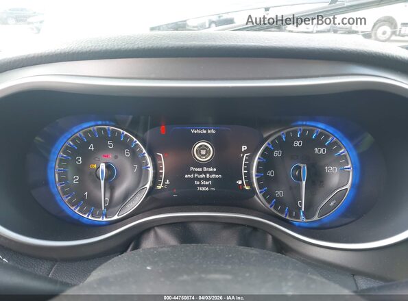 2C4RC1BG9PR512399 2023 CHRYSLER PACIFICA Black Widok tylnych siedzeń