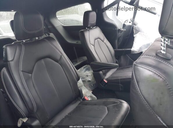 2C4RC1CG3SR525866 2025 CHRYSLER VOYAGER Белый Вид наклейки с VIN-кодом