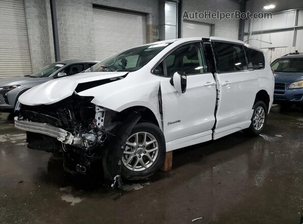 2C4RC1CG7PR533704 2023 CHRYSLER VOYAGER Белый Передняя левая четверть
