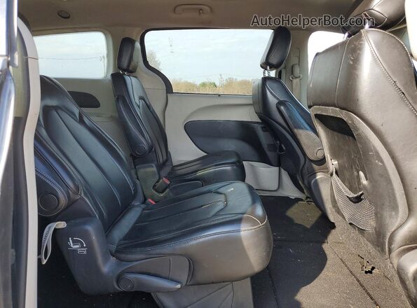 2C4RC1DG0LR181896 2020 CHRYSLER VOYAGER Серый Вид задней части салона