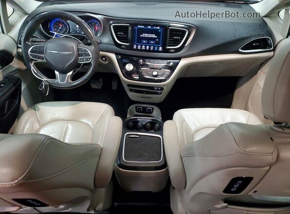 2C4RC1EG5LR142736 2020 CHRYSLER PACIFICA White Widok deski rozdzielczej