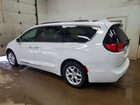 2020 Chrysler Pacifica Touring L Plus White vin: 2C4RC1EG5LR142736