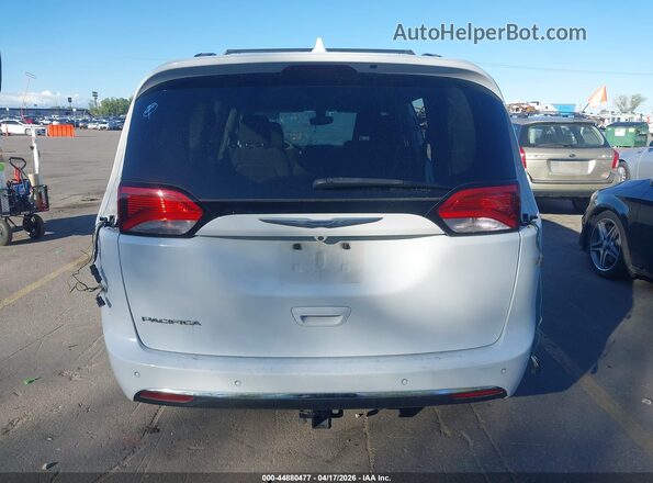 2C4RC1FG1JR101631 2018 CHRYSLER PACIFICA White 