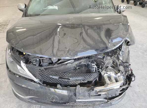 2C4RC1GG2JR251780 2018 CHRYSLER PACIFICA Black Widok komory silnika