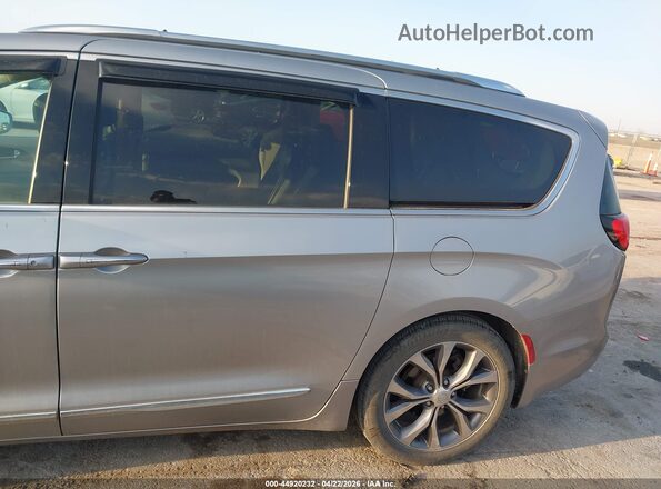 2C4RC1GG3HR751652 2017 CHRYSLER PACIFICA Серебряный 