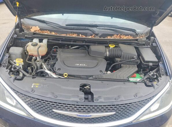 2C4RC1GG3JR334389 2018 CHRYSLER PACIFICA Blue Вид підкапотного простору