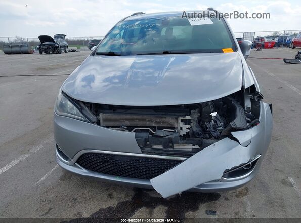 2C4RC1GG4LR283598 2020 CHRYSLER PACIFICA Gray Vista frontal