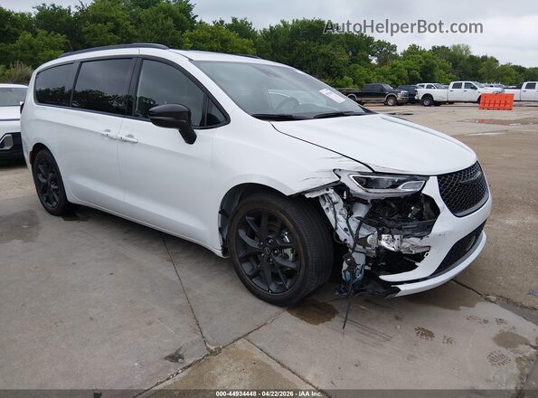 2C4RC1GG8TR161780 2026 CHRYSLER PACIFICA Белый Передняя правая четверть