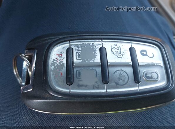 2C4RC1N73JR293636 2018 CHRYSLER PACIFICA Синий Вид панели приборов