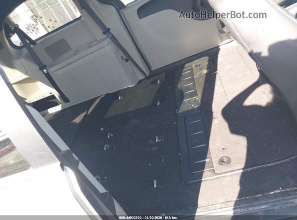 2C4RDGCG4HR600020 2017 DODGE GRAND CARAVAN Серебряный Вид наклейки с VIN-кодом