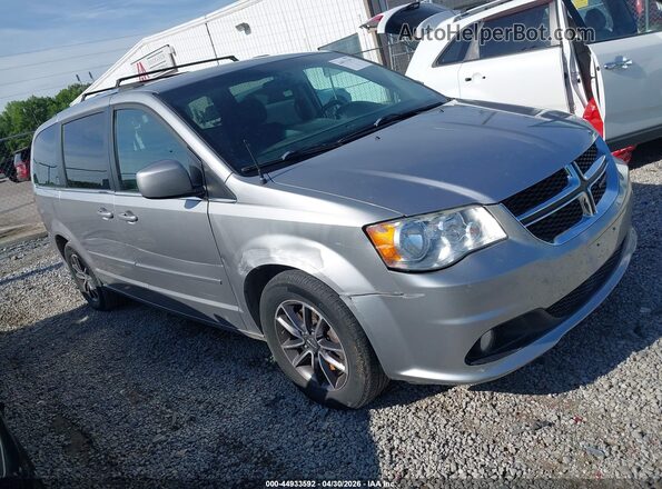 2C4RDGCG4HR600020 2017 DODGE GRAND CARAVAN Серебряный Передняя правая четверть