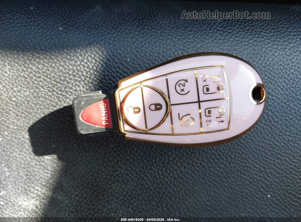 2C4RDGEG0JR239047 2018 DODGE GRAND CARAVAN Серебряный Вид панели приборов