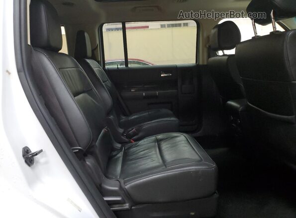 2FMHK6C82KBA02492 2019 FORD FLEX White Widok wnętrza z tyłu