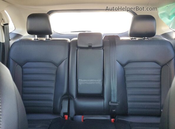 2FMPK3J82JBB28766 2018 FORD EDGE Серебряный Вид задних сидений