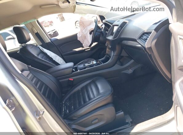 2FMPK3J90LBA57286 2020 FORD EDGE Серебряный Вид салона спереди