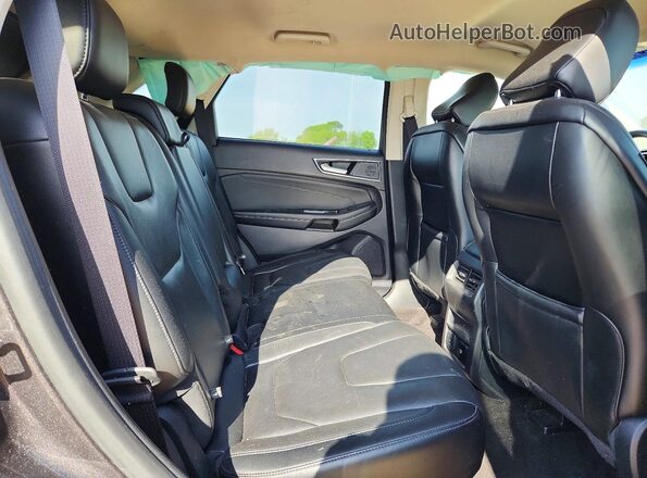 2FMPK3K93LBA56423 2020 FORD EDGE Gray Vista interior trasera