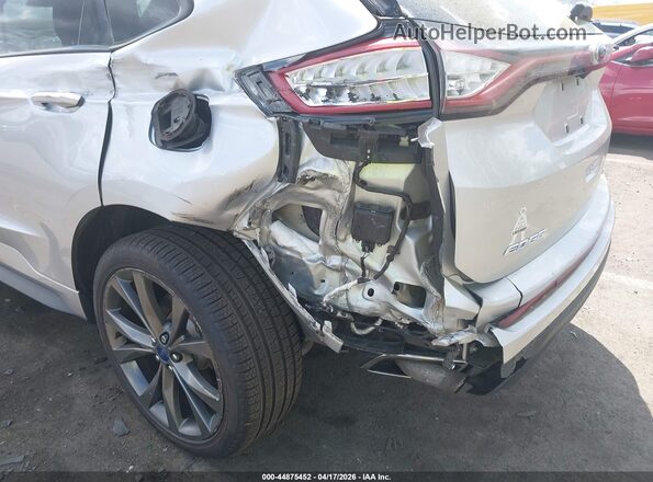 2FMPK4AP5HBC57270 2017 FORD EDGE Silver Widok z przodu