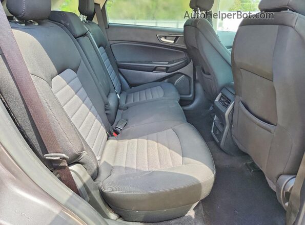2FMPK4G94NBA97094 2022 FORD EDGE Gray Widok wnętrza z tyłu