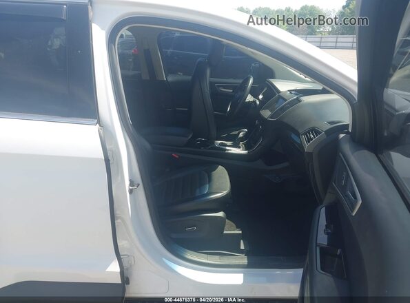 2FMPK4J89JBC62888 2018 FORD EDGE Белый Вид салона спереди