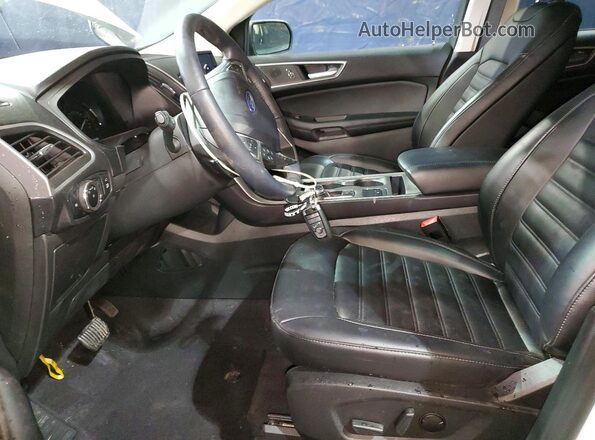 2FMPK4J90RBA10726 2024 FORD EDGE Белый Вид салона спереди