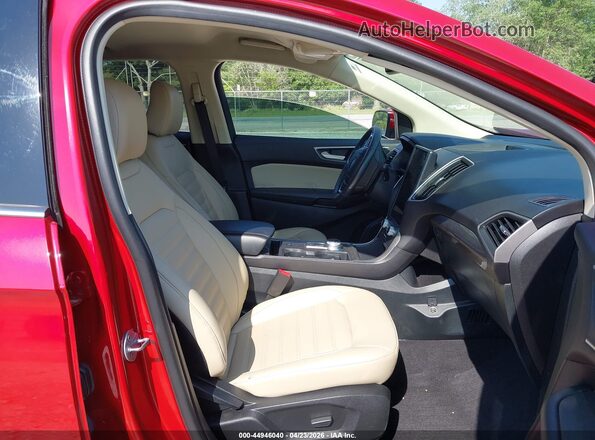 2FMPK4J93RBA05679 2024 FORD EDGE Red Вид салону спереду