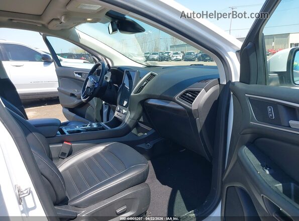 2FMPK4J94PBA50224 2023 FORD EDGE White Вид салону спереду